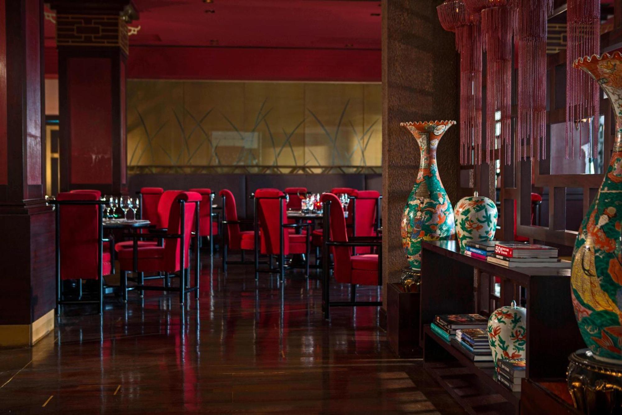 Renaissance Cairo Mirage City Hotel Esterno foto Interior of the restaurant