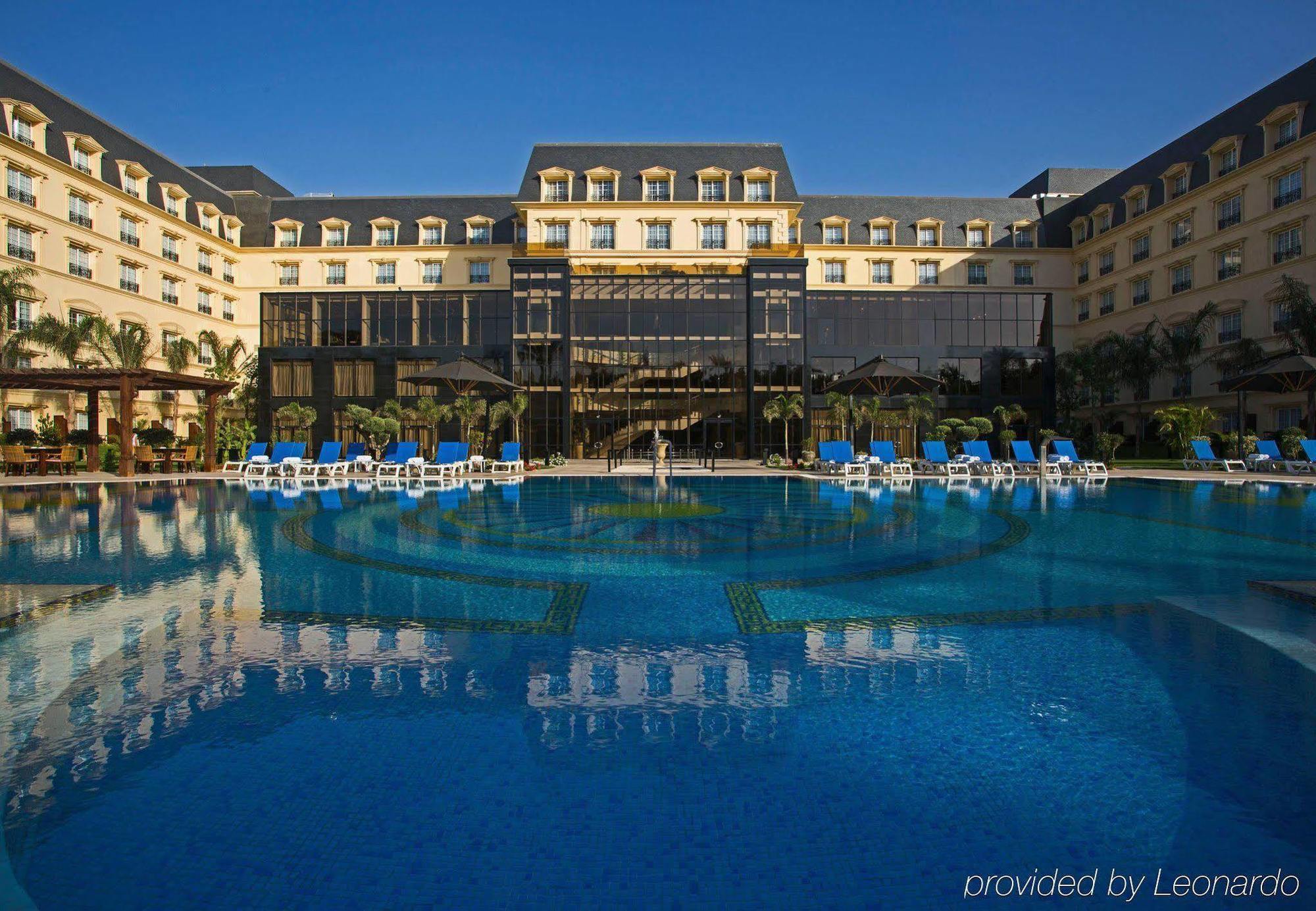 Renaissance Cairo Mirage City Hotel Esterno foto The Le Méridien Hotel in Casablanca